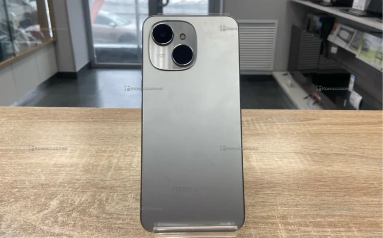 Tecno Spark 40C 4/128 ГБ