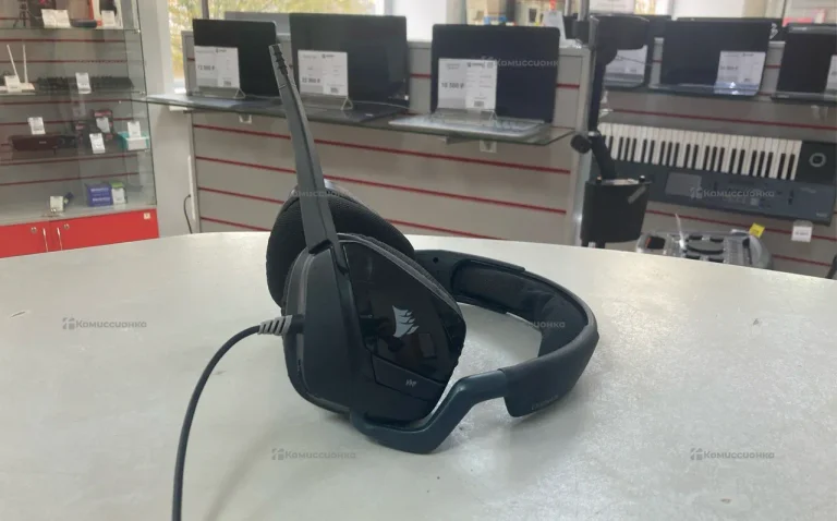 Наушники  corsair