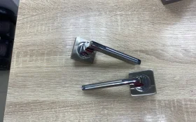 Купить Дверные ручки LS-AL Мерано б/у , в Пенза Цена:300рублей