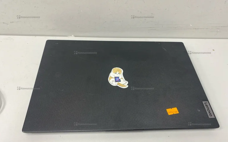 Ноутбук  Lenovo v16g2