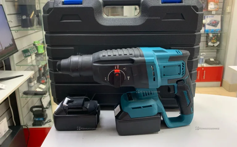 Перфоратор аккумуляторный Makita реплика