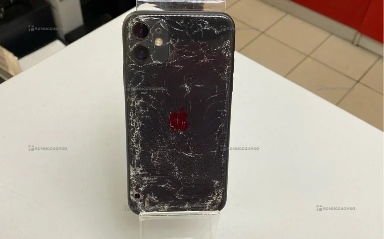Apple iPhone 11 4/128 ГБ
