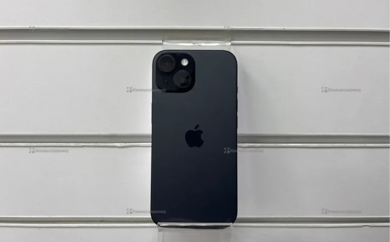 Apple iPhone 15 6/128 ГБ