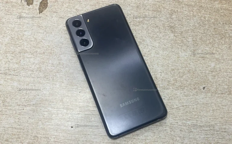 Samsung Galaxy S21 8/128 ГБ