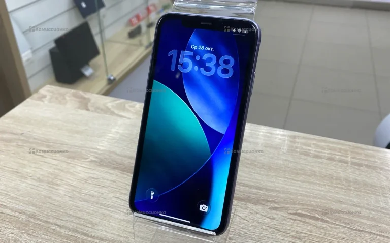 Apple iPhone 11 4/64 ГБ