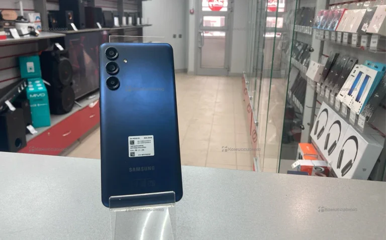 Samsung Galaxy M55 8/256 ГБ