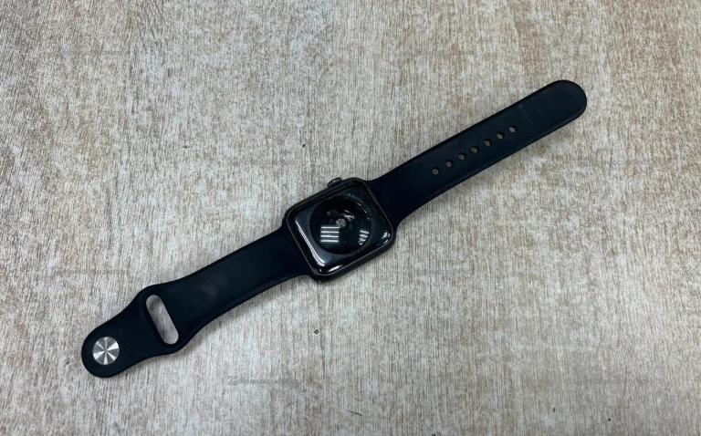 Apple Watch SE 44mm