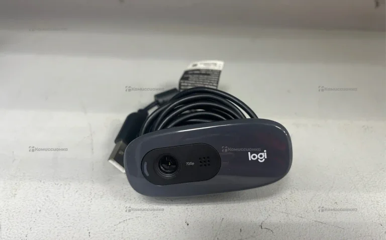 Веб-камера Logitech c270