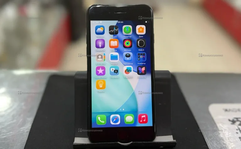 Apple iPhone SE (2020) 3/128 ГБ