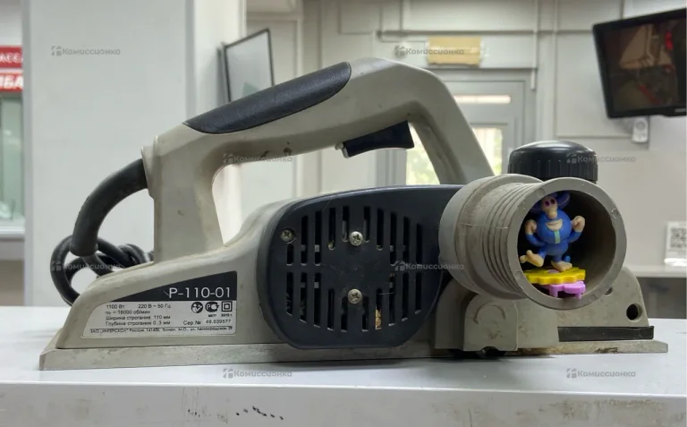 Электрорубанок Интерскол РЭ-1100-01