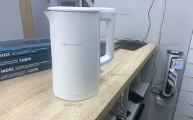 Купить Чайник электрический Xiaomi Mijia Electric Kettle N1 (MJDSH05YM) CN (белый) б/у , в Саратов Цена:1790рублей