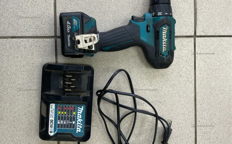 Шуруповерт Makita DF333D