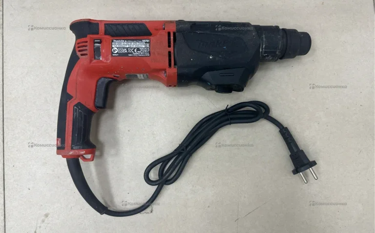 Перфоратор makita M8701