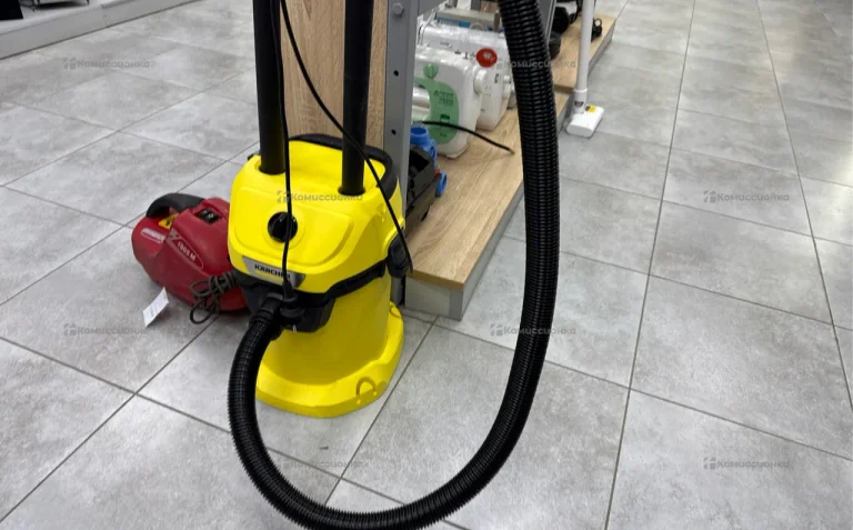 Пылесос  Karcher  WD3