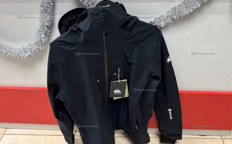 Куртка куртка quiksilver (S)