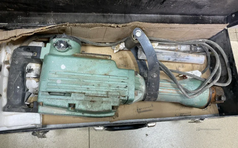 Отбойный молоток Леруа Мерлен МОЭ-1650