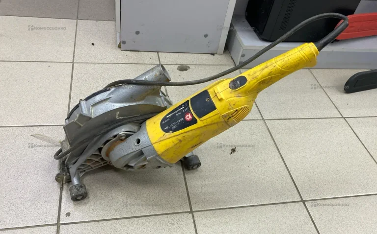 Штроборез Калибр ШТБЭ - 2600/230м
