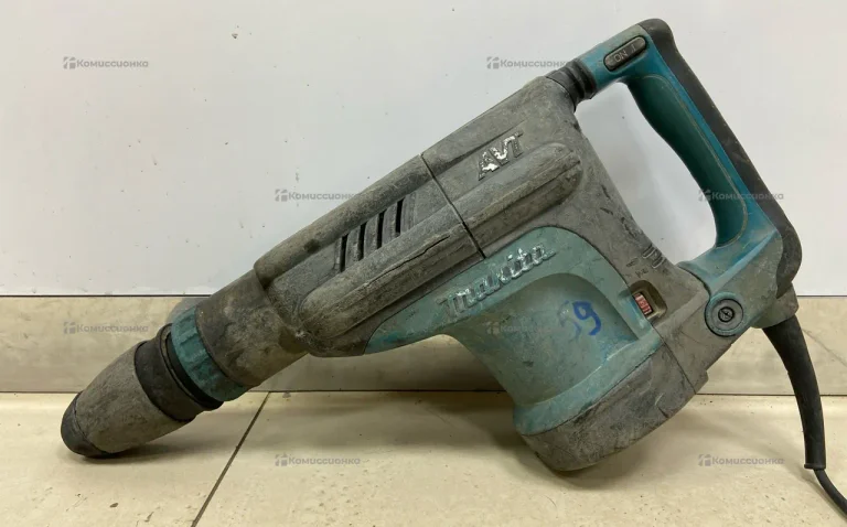 Отбойный молоток makita HM1213C
