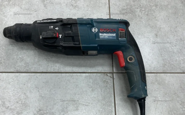 Перфоратор Bosch GBH 240