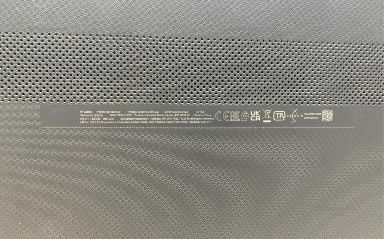 Ноутбук  HP 15SEQ