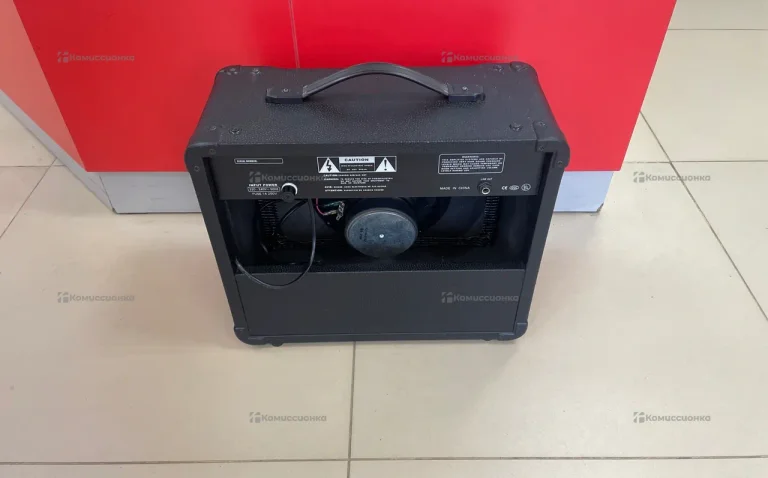 Комбо усилитель Boston gx30