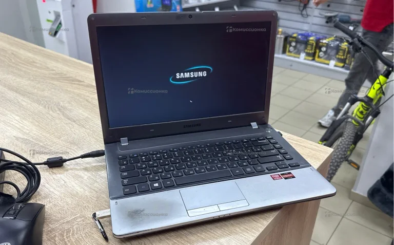 Ноутбук  Samsung