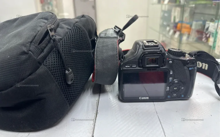 Фотоаппарат  canon eos 550D + обьектив EFS 18-55mm