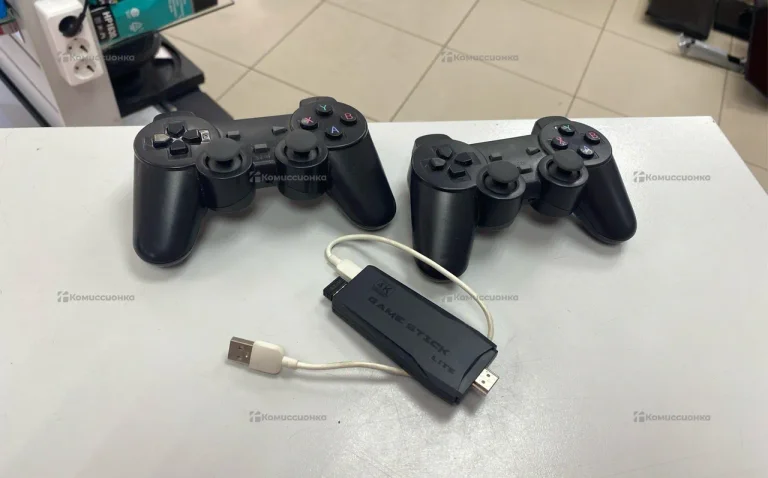 Приставка game stick 4K lite