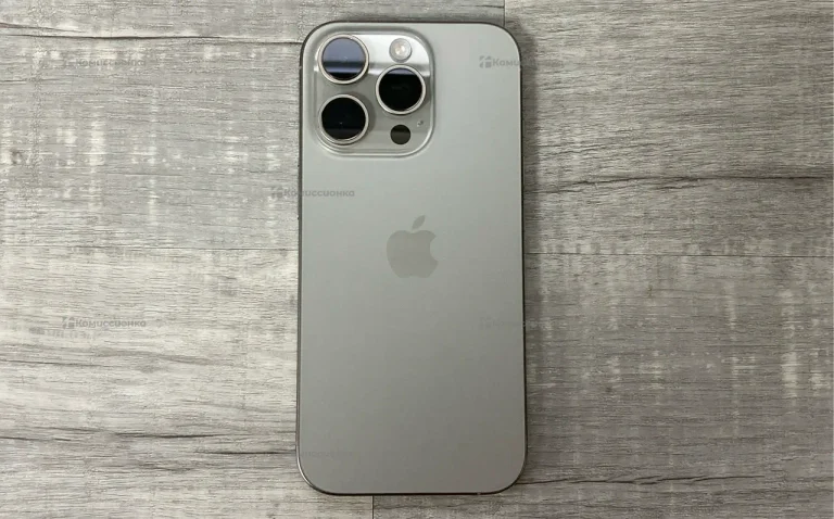 Apple iPhone 16 Pro 8/128 ГБ