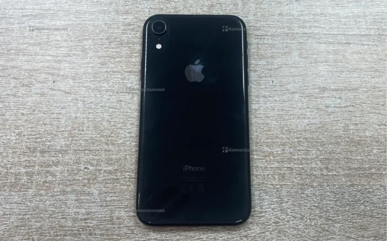 Apple iPhone XR 4/128 ГБ
