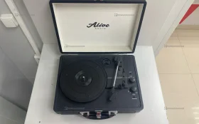 Купить Виниловый проигрыватель Alive audio б/у , в Москва и область Цена:3900рублей