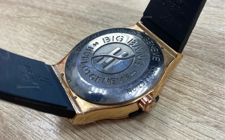 Часы  Hiblot Geneve Big Bang