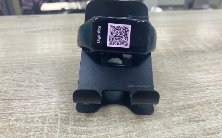 Часы  Huawei band 6