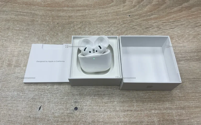 Наушники  AirPods 4