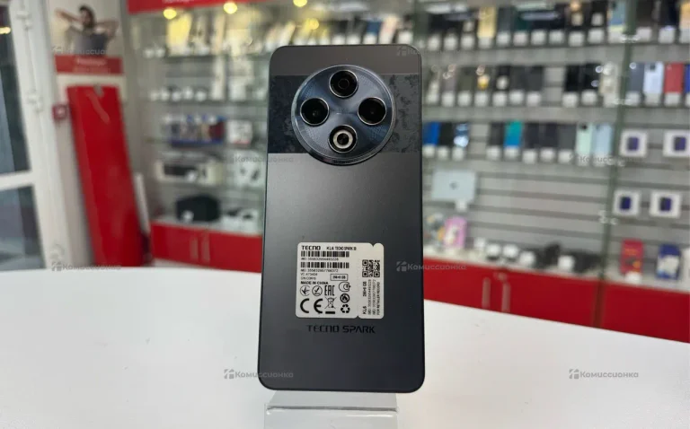 Tecno Spark 30 8/256 ГБ