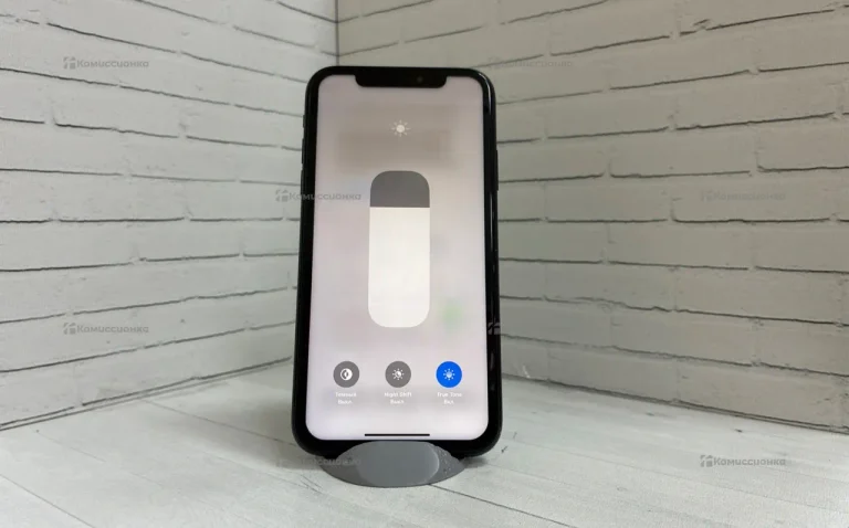 Apple iPhone XR 4/128 ГБ