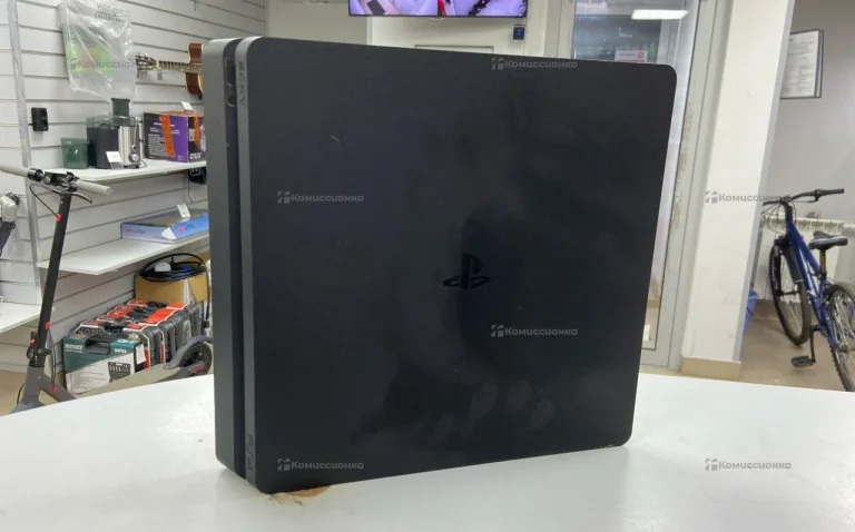 Приставка PS4 Slim 500gb