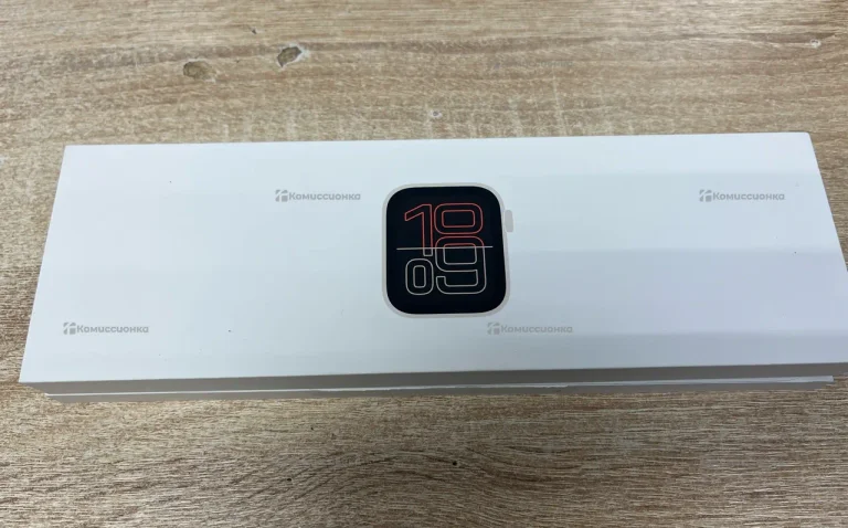 Часы  Apple Watch se3