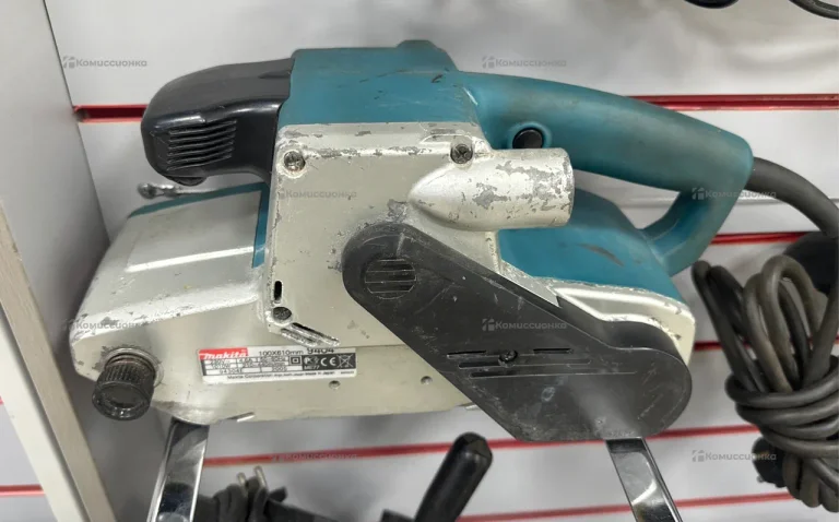 Шлифовальная машина Makita 9404