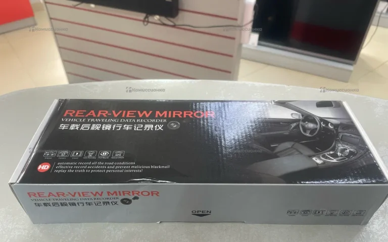 Видеорегистратор  Rear Mirror