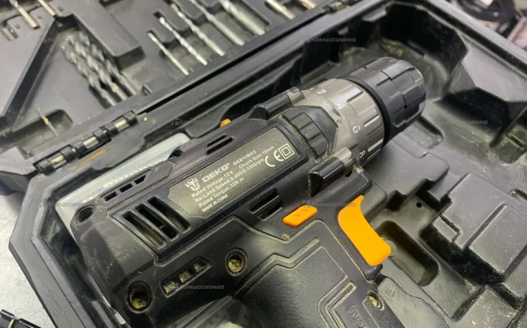 Шуруповерт DEKO  GCD12DU3