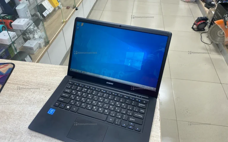 Ноутбук  Digma 13.3