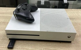Купить Приставка Xbox., One s б/у , в Магнитогорск Цена:11500рублей