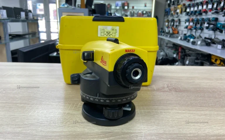 Нивелир Leica Na532