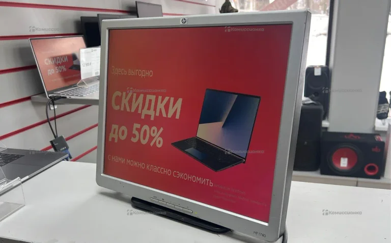 Монитор HP L1740