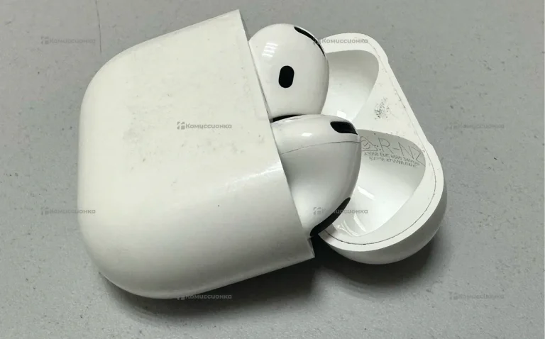 Наушники AirPods 4