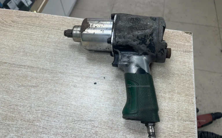 Пневмагайковерт Jonnesway