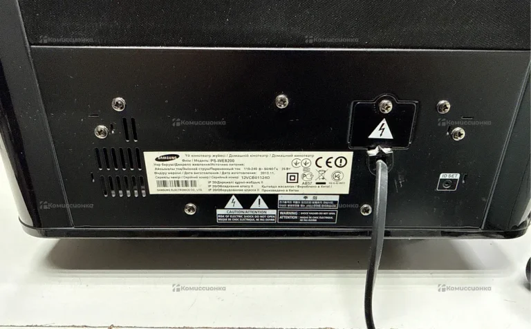 Сабвуфер Samsung PS-WE8200