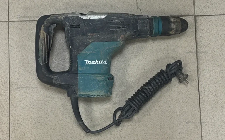 Перфоратор makita HR4003C