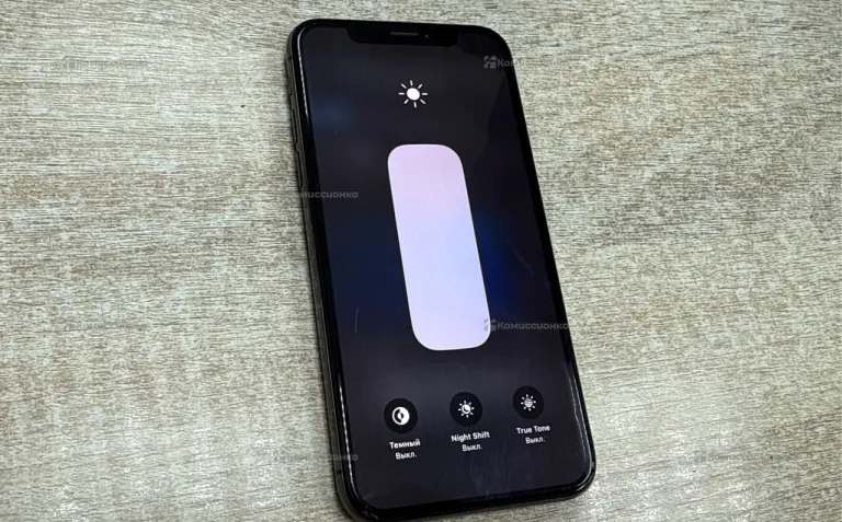 Apple iPhone X 3/64 ГБ